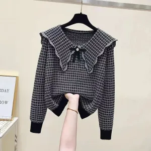 Annabelle sweater with Claudine collar