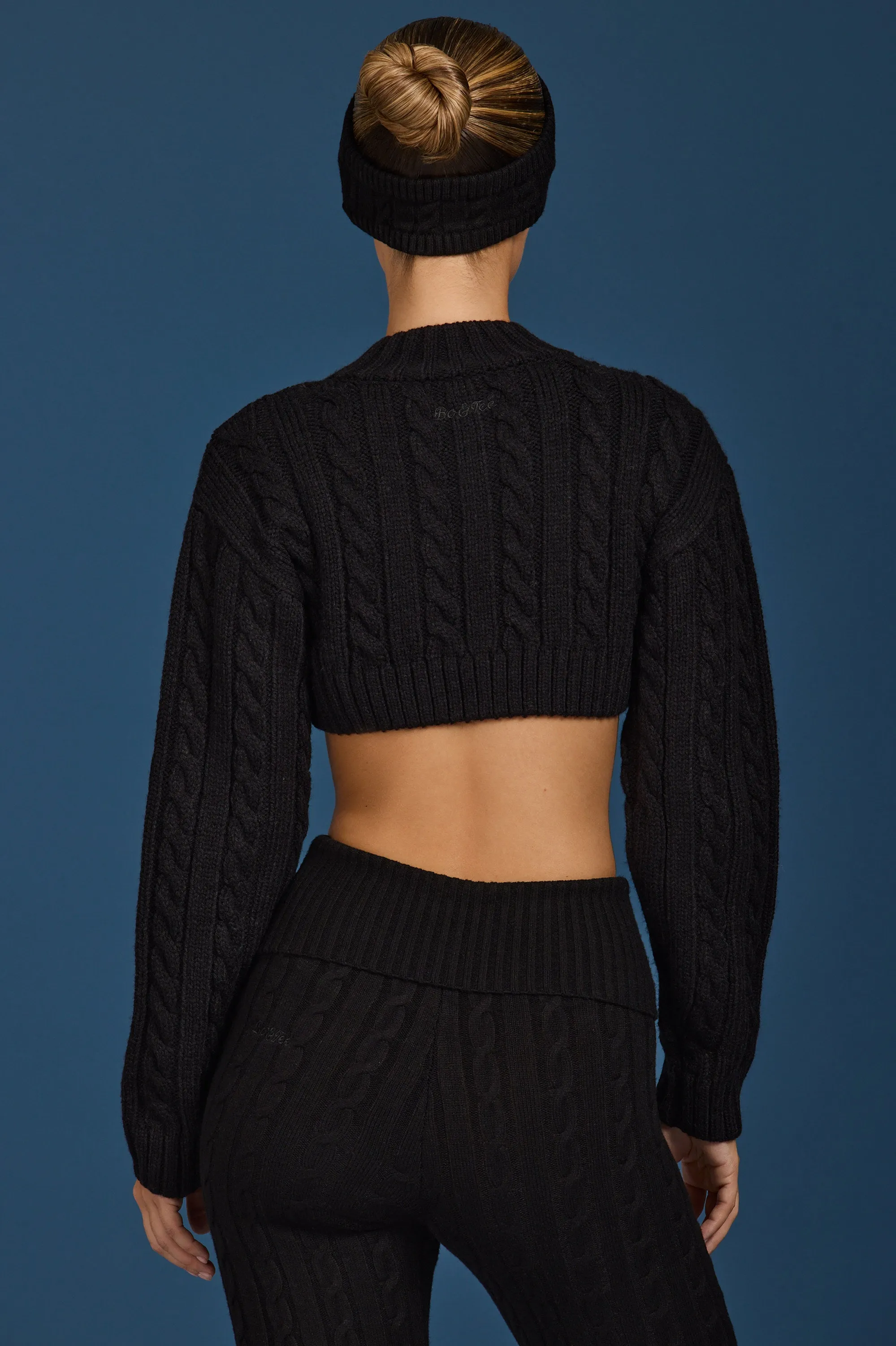 Cable-Knit Cropped Cardigan in Black