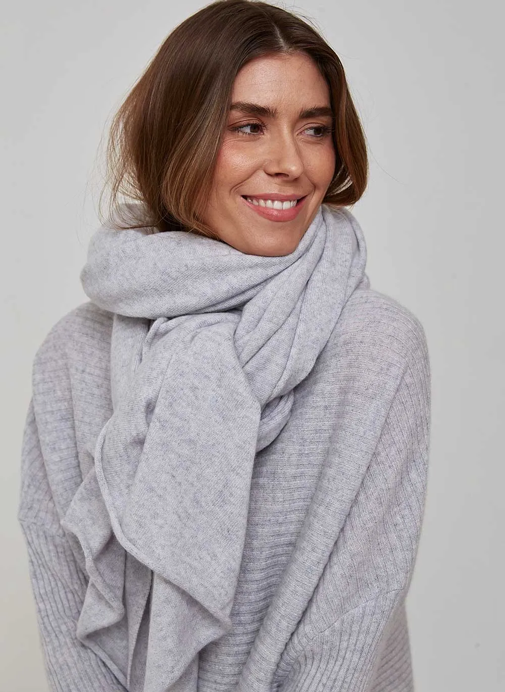 Cashmere Travel Wrap - Glass Grey