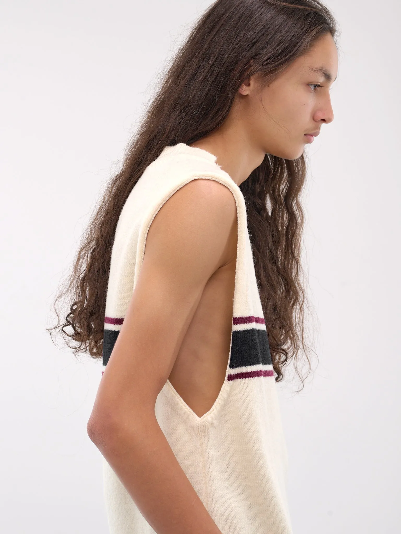 Damaged Rib-Knit Vest (BMHZ001-KNI001-TOFU)