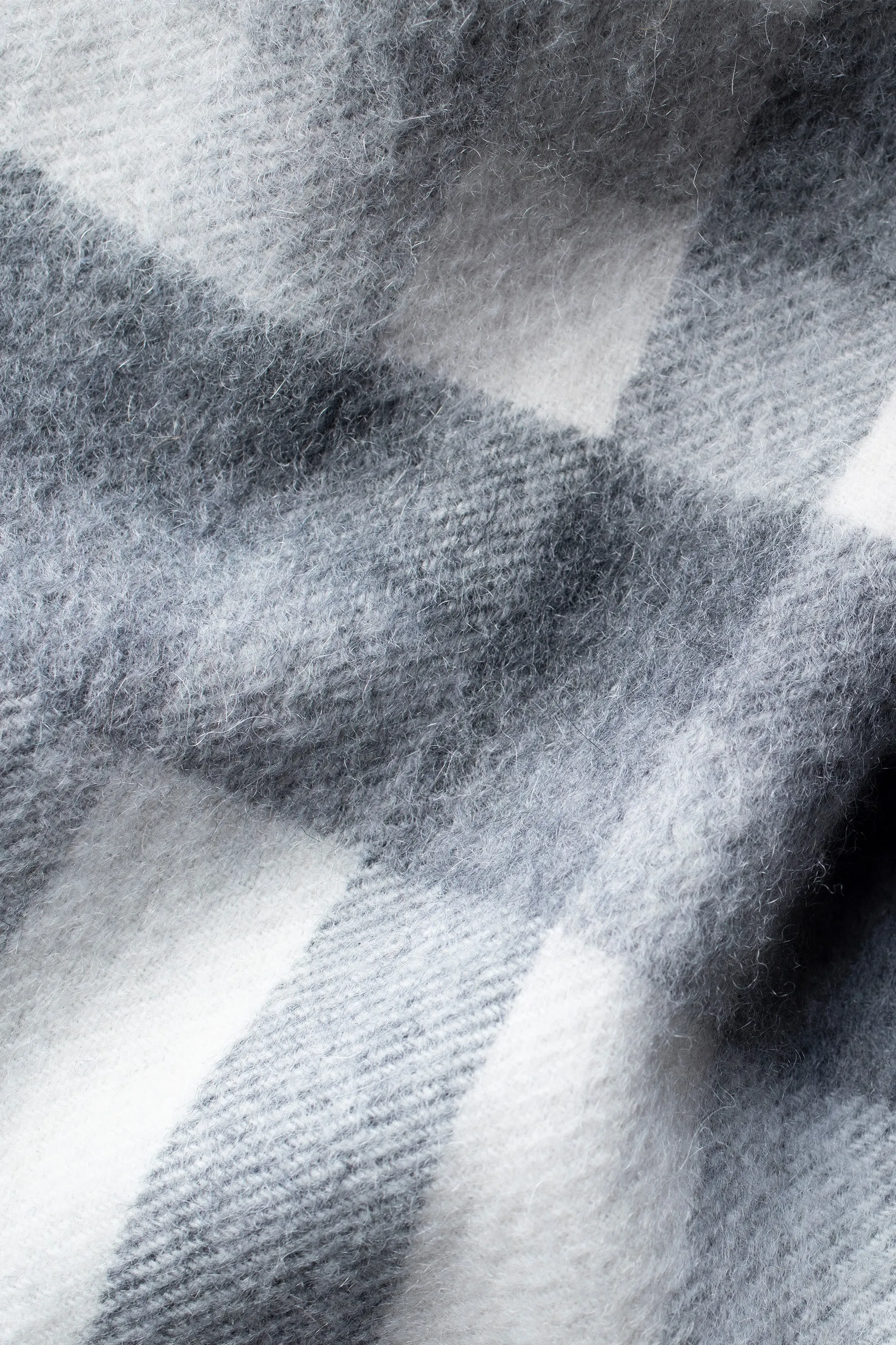 Stepping Check Cashmere Wrap - Monochrome