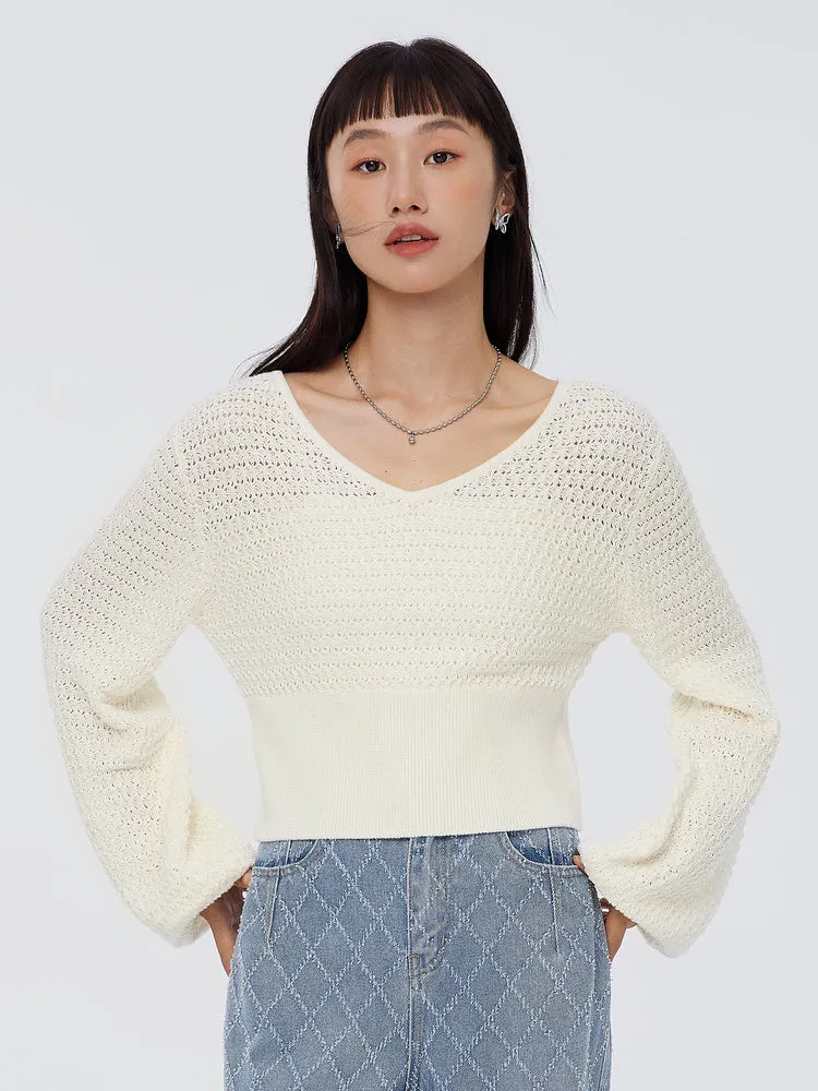 Women's Cutout Knitted V-Neck Jumper